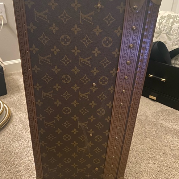 VINTAGE LOUIS VUITTON ALZER TRUNK - Picture 5 of 16